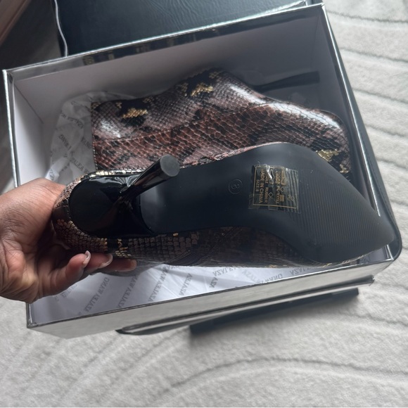 Azalea Wang Brown and Yellow Snake Print Booties - Picture 3 of 4